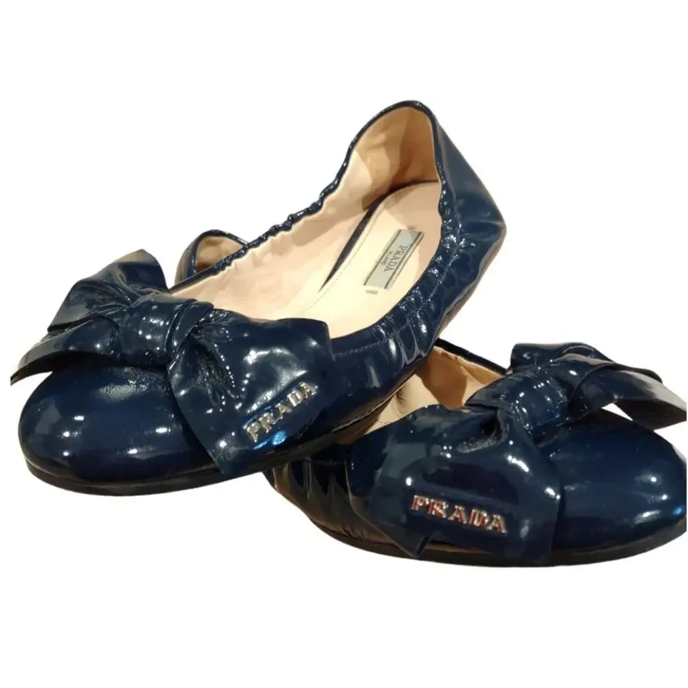 PRADA Navy Ballet Flats US Size 8.5 Patent Leather EU Size 35.5 Preppy Bows
